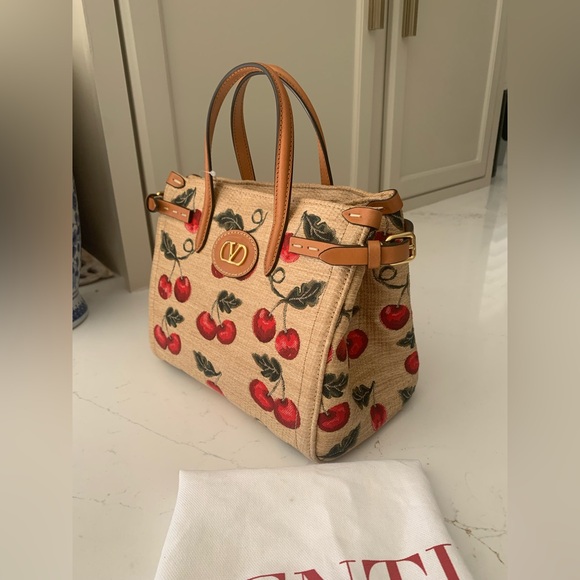 Cute VALENTINO GARAVANI Antibes Small Raffia Cherry Jacquard Tote Bag - Picture 11 of 16